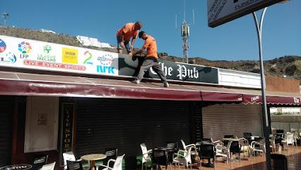 THE PUB