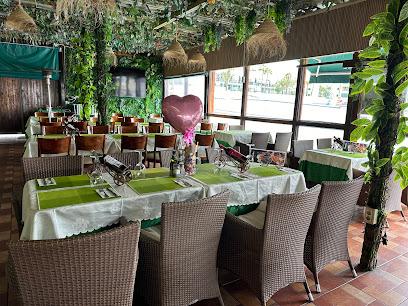 Angus Plaza Bar and Grill