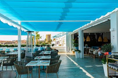 La Medusa Restaurant • Cocktail • Bar