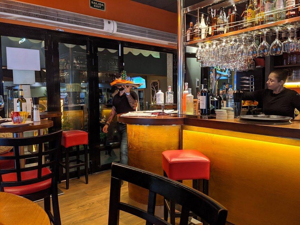 Bandera Tapas Y Copas