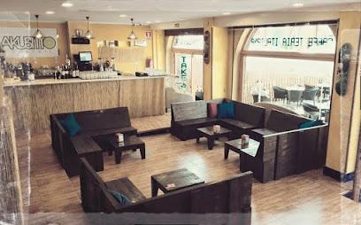 Lo Squalo Surf Bar