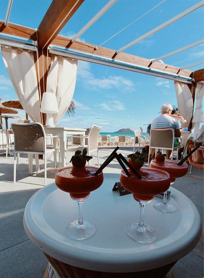 Bar Toro Beach