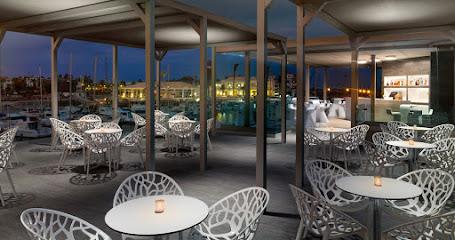 El Faro Lounge Bar