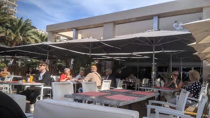 Las Castañuelas