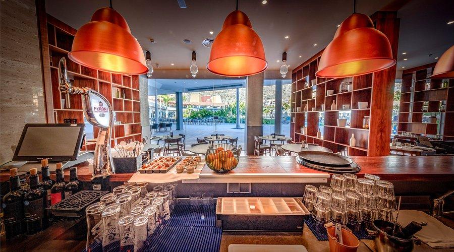Filini Restaurant at the Radisson Blu Resort & Spa, Gran Canaria Mogan